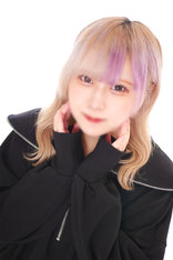 ももな
